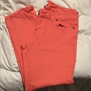 Vineyard Vines Coral Capris